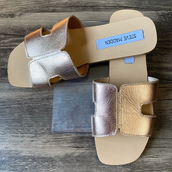 Steve Madden Women's Metallic Slide Sandals Size 6 - Picture 2 of 5